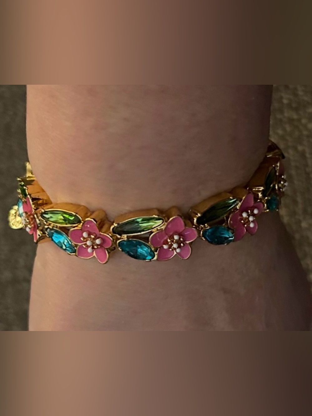 TALBOTS Signed Gold Tone, Enamel & Crystal, Floral Stretch Bracelet